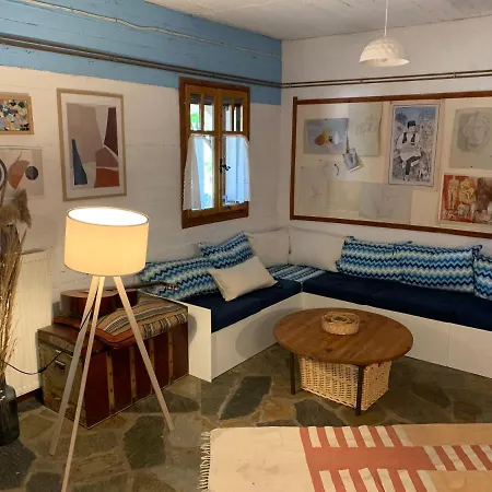 Mavilia Traditional 아파트 리구리오