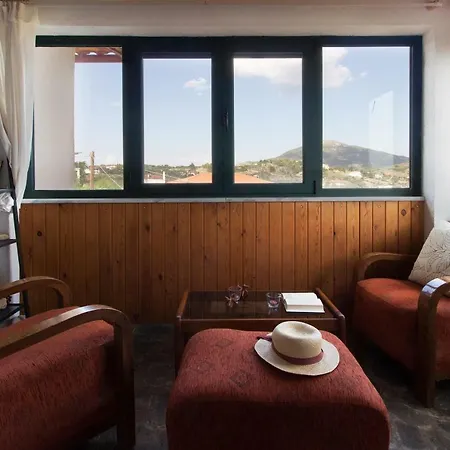 Mavilia Traditional Apartment *