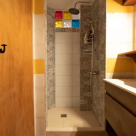 Mavilia Traditional 리구리오