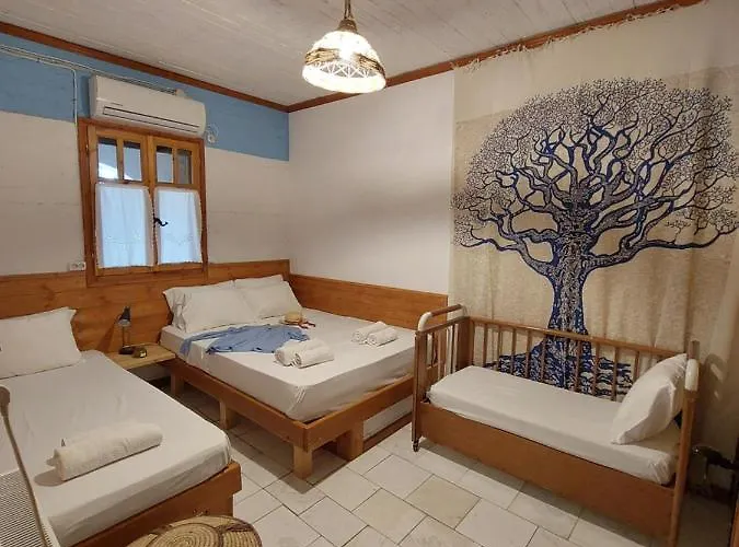Mavilia Traditional